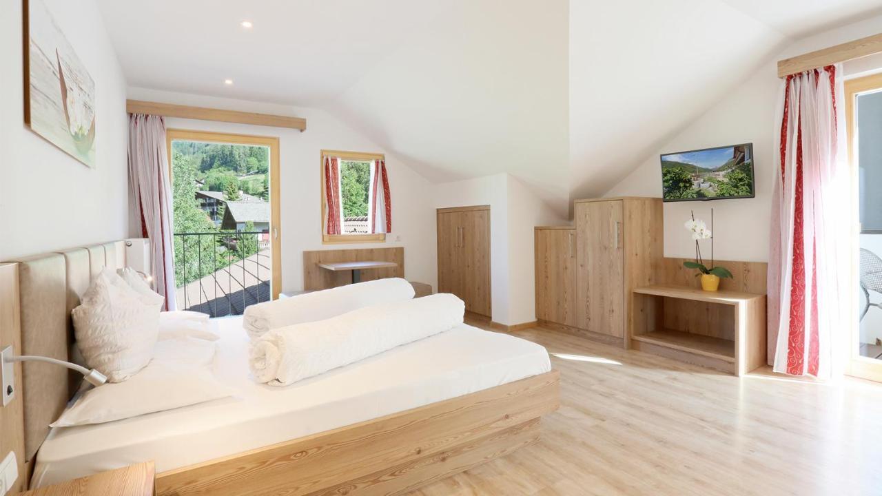 Pension Alpenhof B&B Colle Isarco Εξωτερικό φωτογραφία