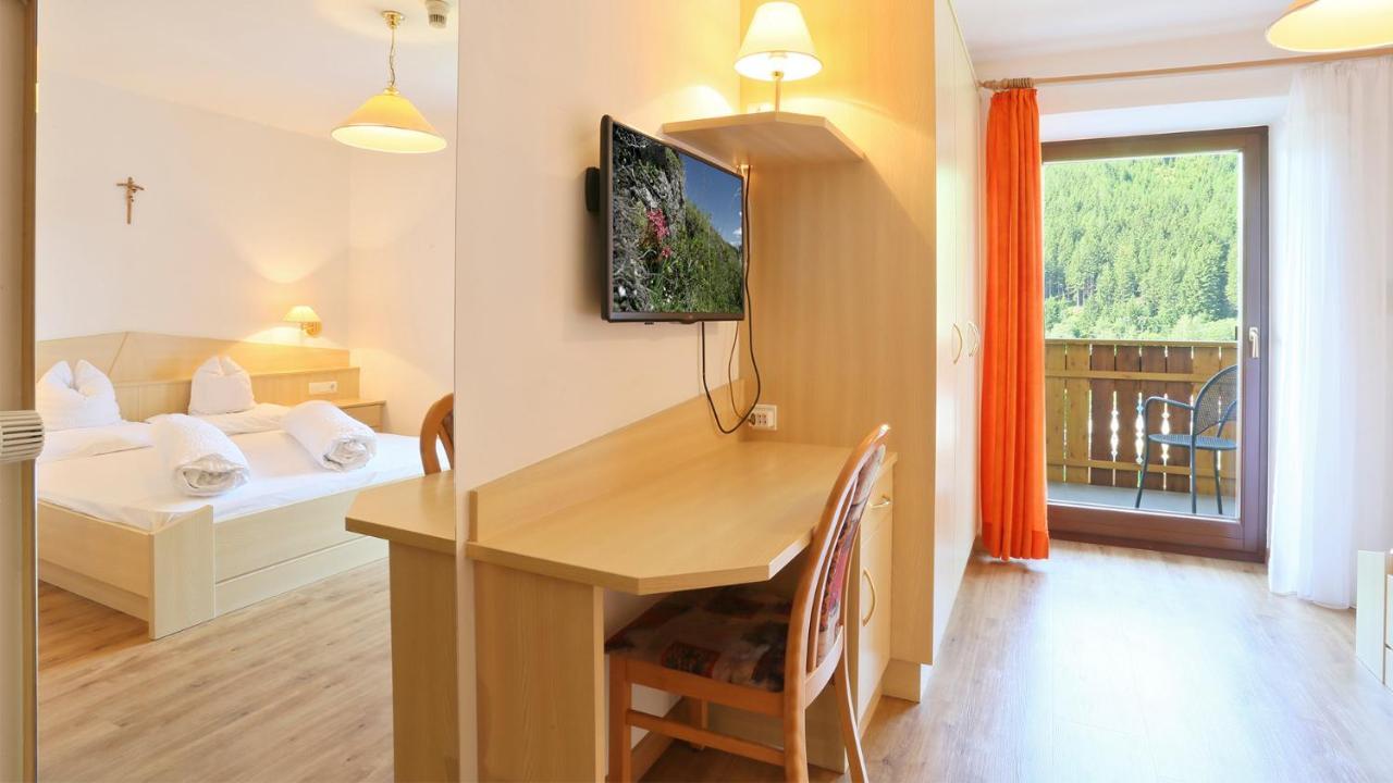 Pension Alpenhof B&B Colle Isarco Εξωτερικό φωτογραφία